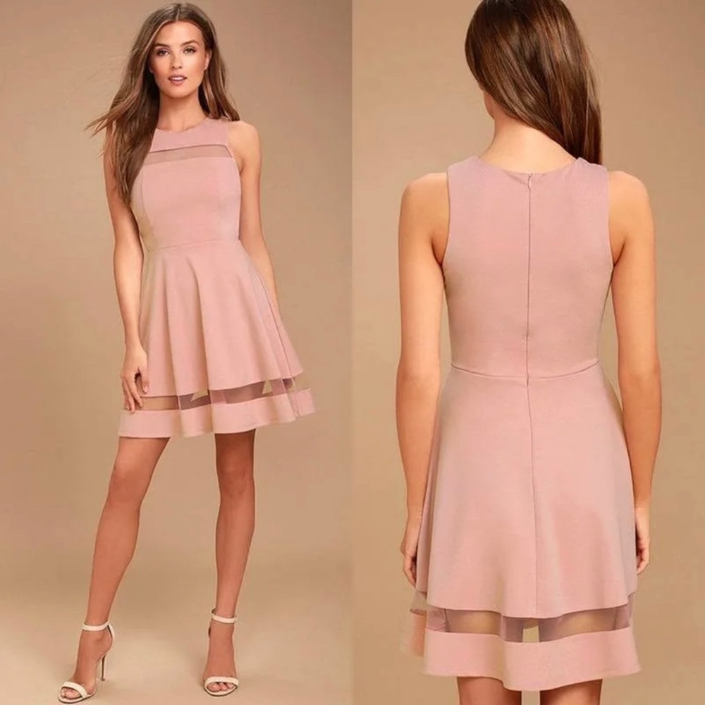 LULU’S NWT Sheer Determination Mauve Mesh Size M